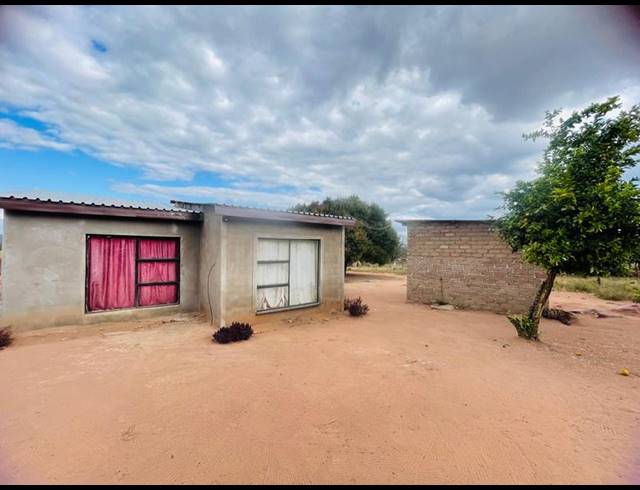 2 BEDROOM HOUSE FOR SALE IN VUVHA